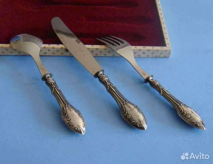 Серебрянный антикварный набор