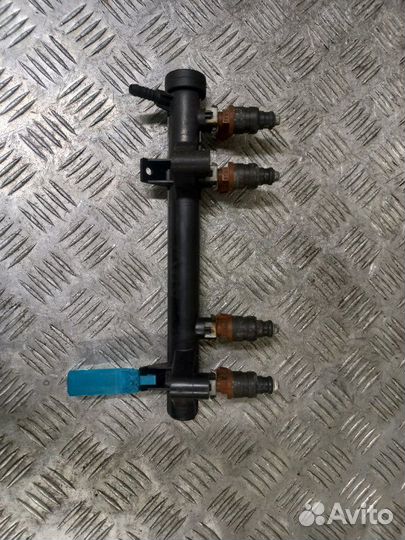 Форсунки топливные Skoda Fabia 1.4 AQW