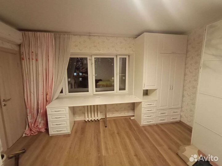 Рабочая зона у окна