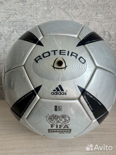 Футбольный мяч Adidas Roteiro 2004