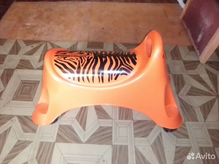 Игрушка-каталка 