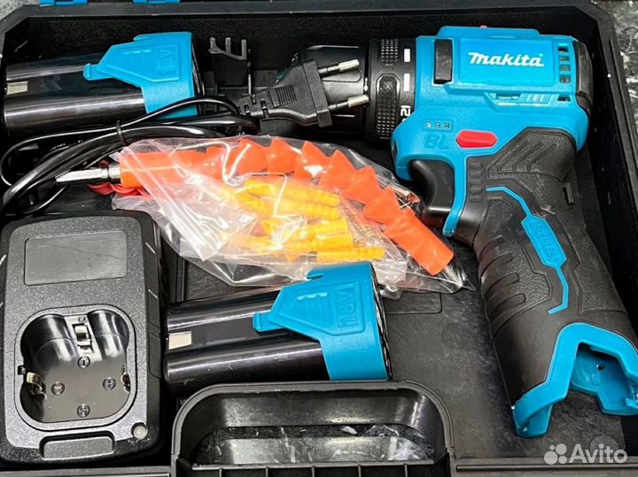 Бесщеточный шуруповерт Makita 18V