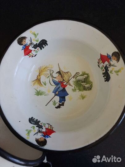 Детская эмалированная посуда СССР