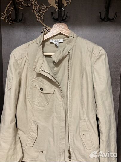 Куртка Италия 44 р