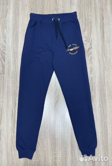 Спортивный костюм мужской новый