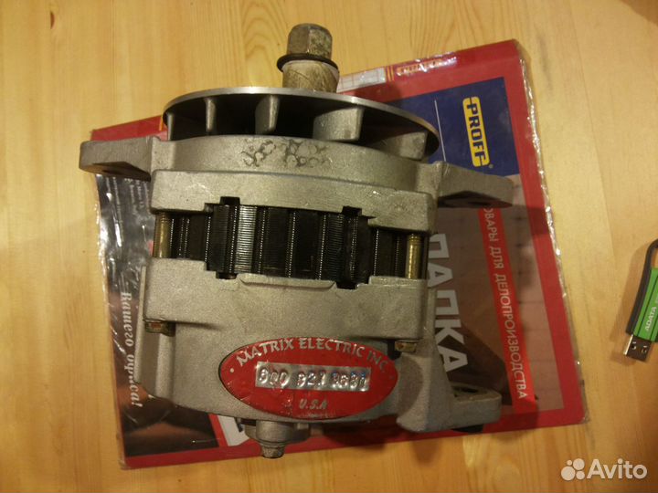 Генератор на komatsu