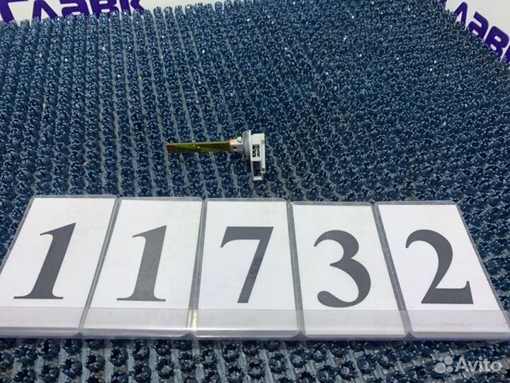 Датчик температуры воздуха Volkswagen Passat