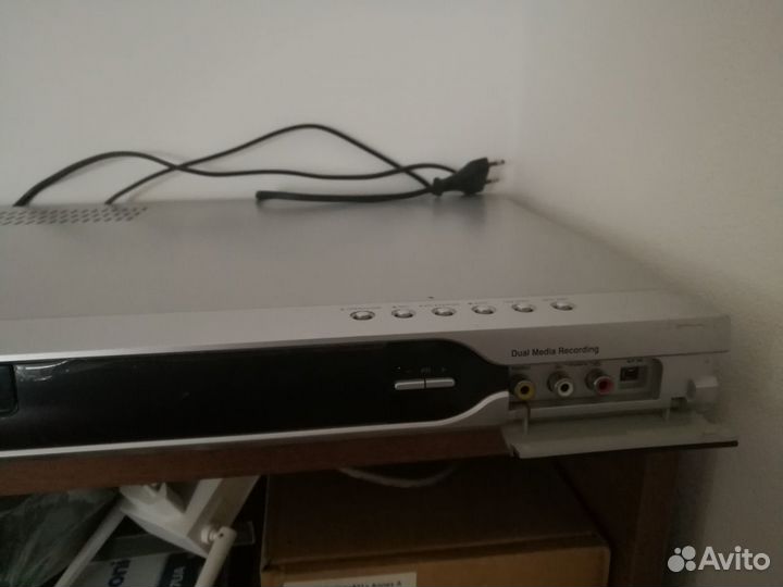 Караоке плеер с микрофоном и дисками