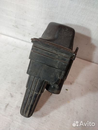 Корпус воздушного фильтра peugeot 607