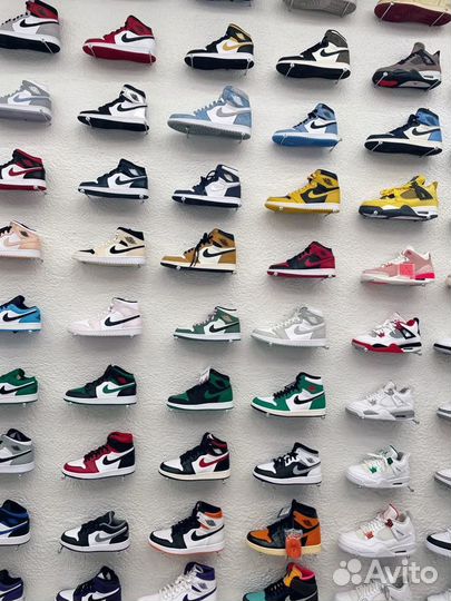 Прибыльный магазин кроссовок с прибылью 145тыс