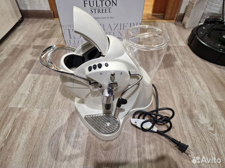 Капсульная кофемашина Caffitaly system P06HS