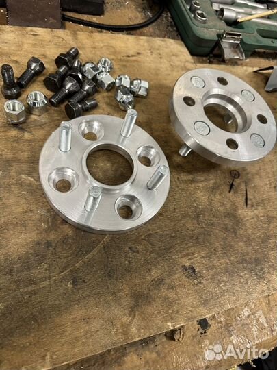 Проставки колесные 4х98 на 4х100 цо 58,6