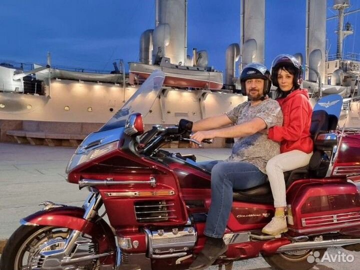 Экскурсия на мотоцикле по Питеру