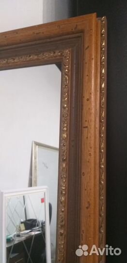Зеркало в деревянном багете 1950х1000
