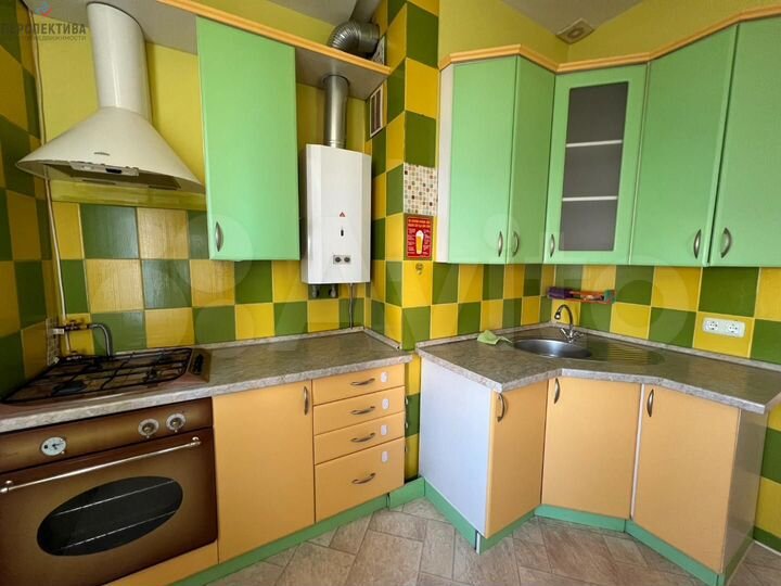 2-к. квартира, 52 м², 5/5 эт.