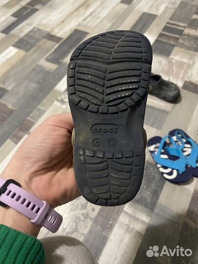 Сандалии crocs