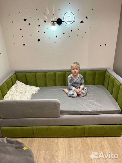 Кровать диванчик Дабл новая мягкая