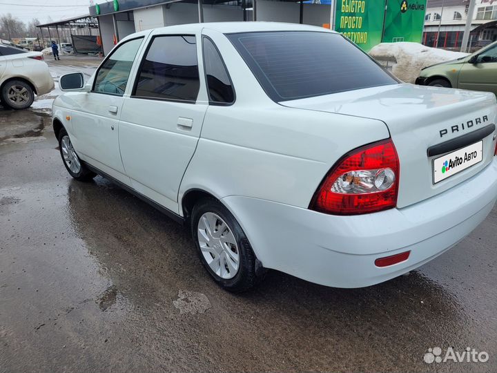 LADA Priora 1.6 МТ, 2011, 180 000 км