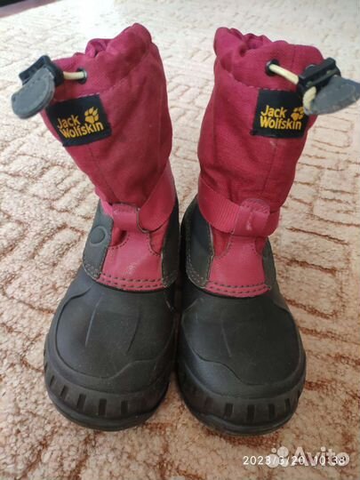Сапоги для девочки,сноубутсы