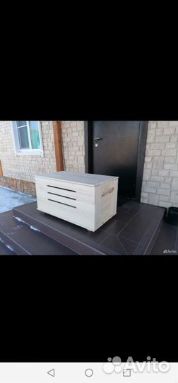 Сундук деревянный