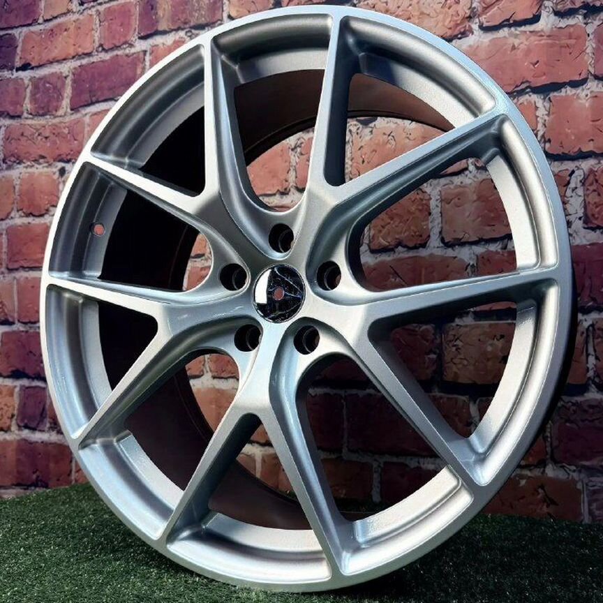 Литые диски HRE P101 8.5×R20 5×114.3