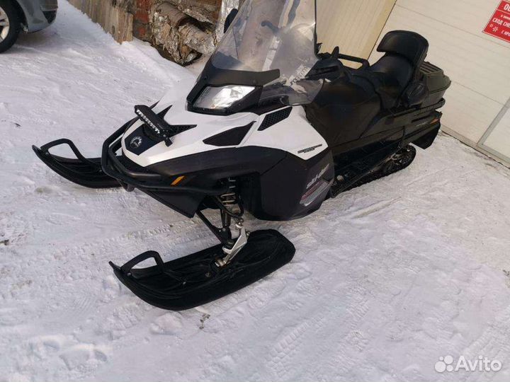 Продам снегоход BRP SKI DOO