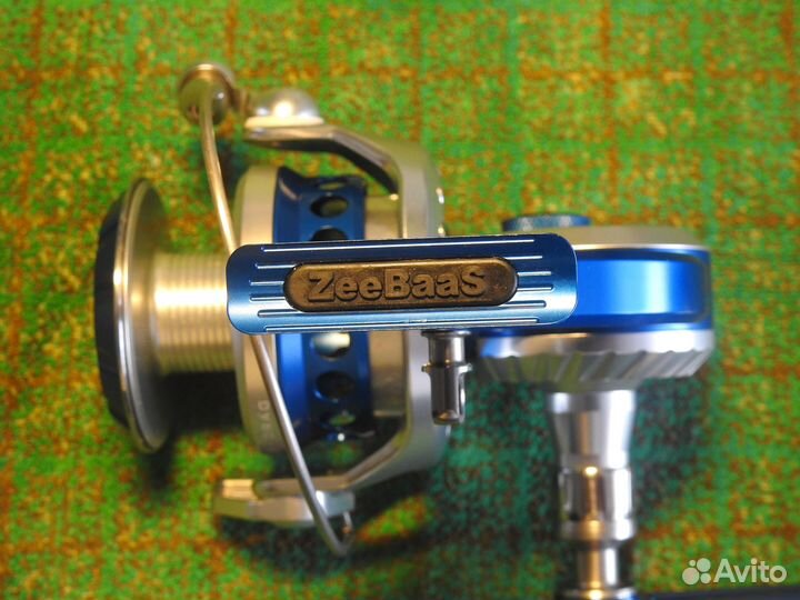 Катушка спининговая