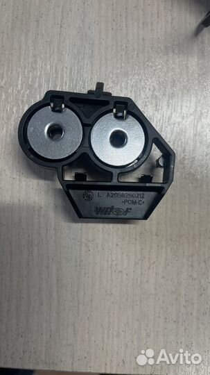 Кронштейн передней панели W205