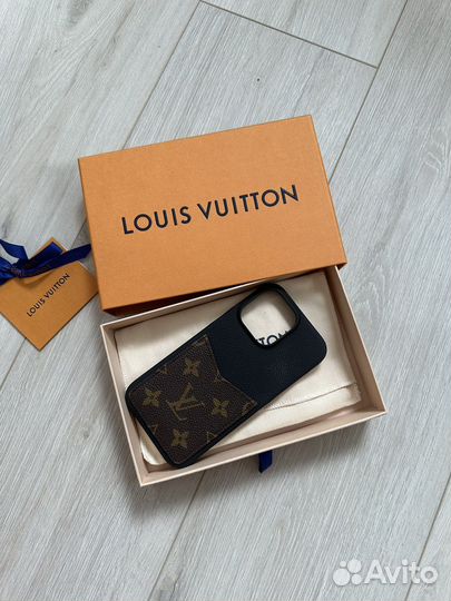 Чехол на iPhone Louis Vuitton 14Pro Max