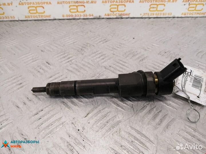 Форсунка Renault Laguna 2 рест. 2006 8200389369