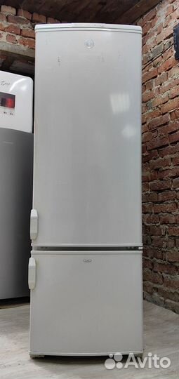 Холодильник Бирюса 167x60x60sm