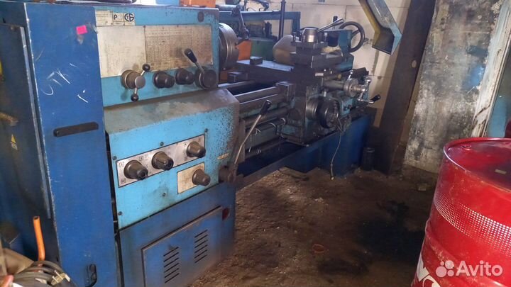 Станок токарно-винторезный гс526У