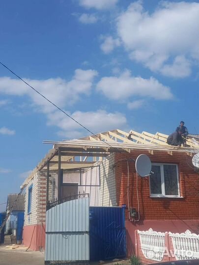 Бригада строителей