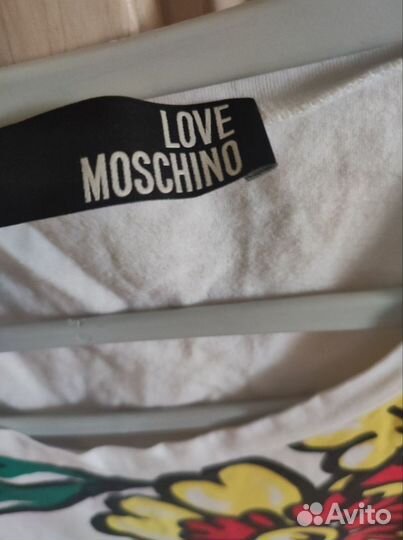 Футболка love moschino размер 52