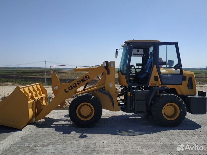 Фронтальный погрузчик LuGong LG 938, 2023