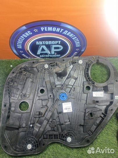 Стеклоподъемник передний правый Genesis Gv80