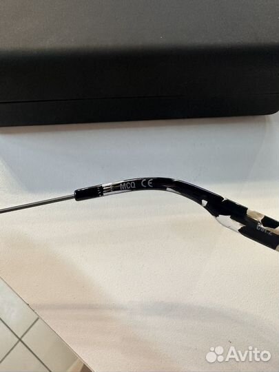 Солнцезащитные очки MCQ