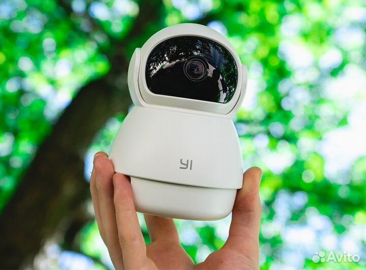 Поворотная Wi-Fi видеокамера Xiaomi YI Dome Guard