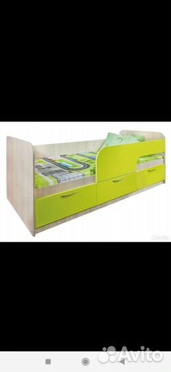 Детская кровать с матрасом