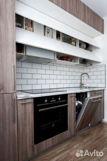 Кухня в потолок на заказ