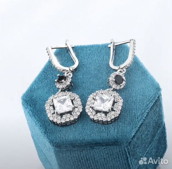 Шикарные серьги,новинка,Дубаи