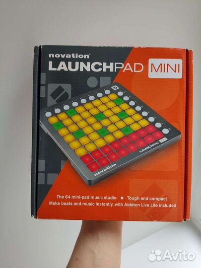 Novation launchpad mini лаунчпад