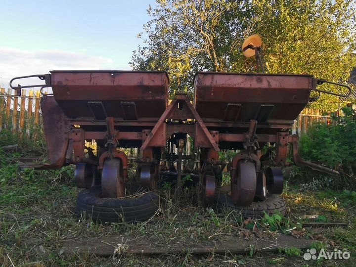 Картофелесажалка Агросельмаш КСМ-4, 1990