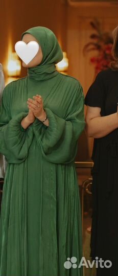 Вечернее платье