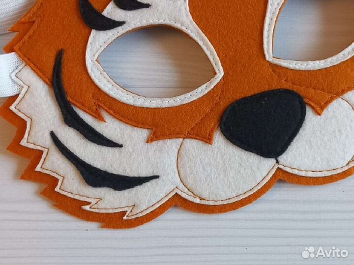 Маска новогодняя 