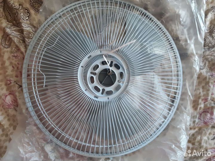 Решётка напольного вентилятоа