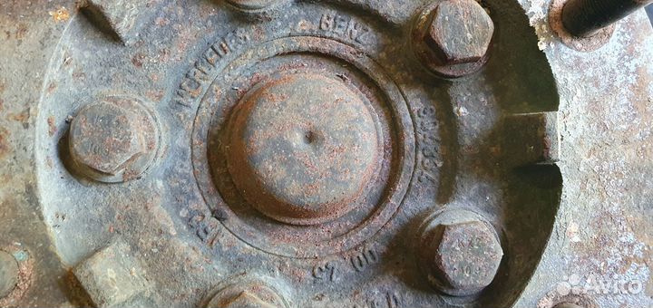 Поворотные кулаки в сборе Mercedes-Benz Sprinter 1