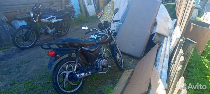 Продаю свою ласточку так как зочу взять помощьнее