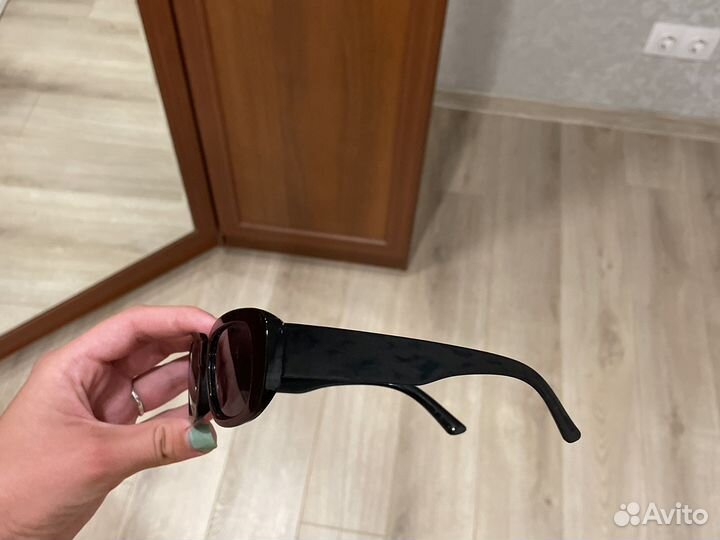 Солнцезащитные очки