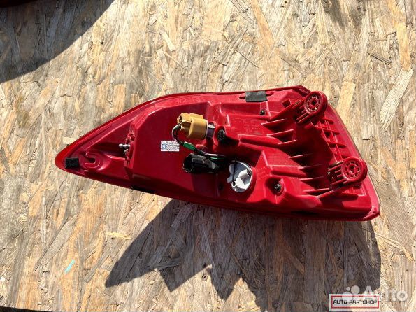 Фонарь задний правый Hyundai Tucson 3 фара б\у